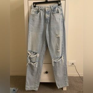 Zara ripped jeans size 4